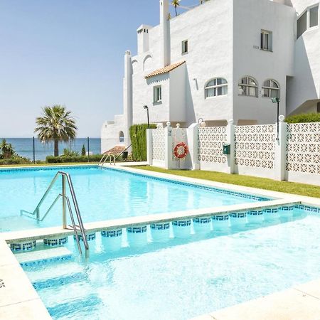 Front Sea View Apartment Estepona Ngoại thất bức ảnh