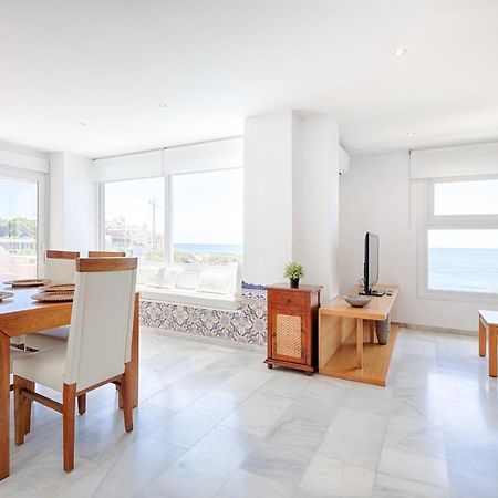 Front Sea View Apartment Estepona Ngoại thất bức ảnh