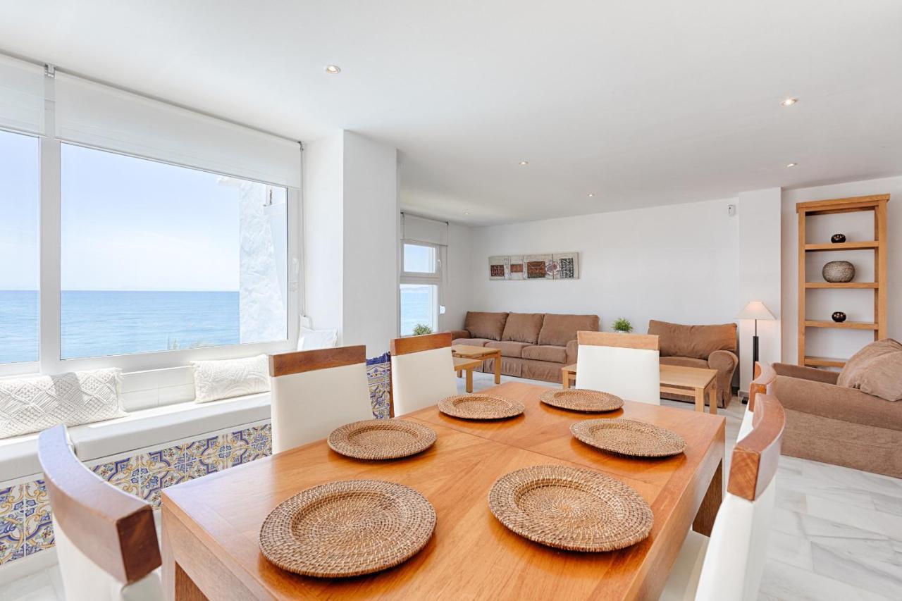 Front Sea View Apartment Estepona Ngoại thất bức ảnh